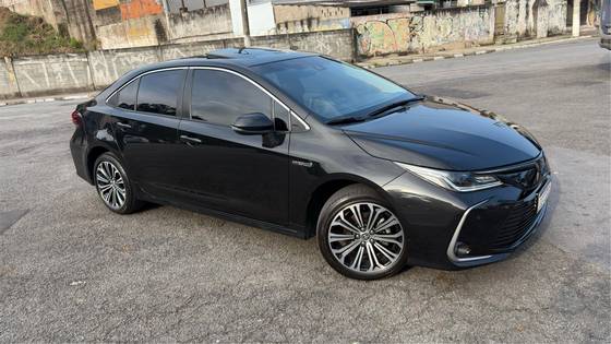 TOYOTA COROLLA 1.8 VVT-I HYBRID FLEX ALTIS PREMIUM CVT TOYOTA COROLLA 1.8 VVT-I HYBRID FLEX ALTIS PREMIUM CVT